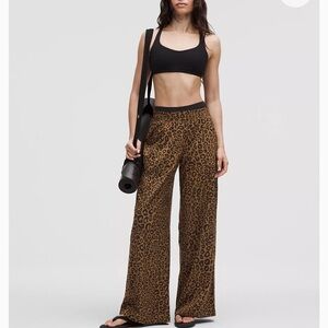 Lululemon Athletica Brown Wide Leg Pants
